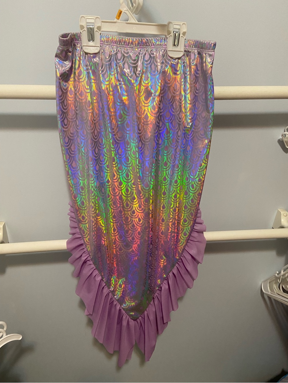 Gorgeous Girls Cat & Jack iridescent lavender mermaid tail(swim bottom cover up) - Picture 3 of 3